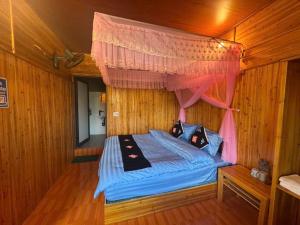 Lý Phúc Homestay Quản Bạ