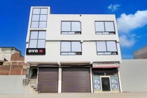 Hotel O by OYO SKYLINE STAY HAPPY