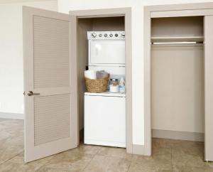 Marina del Rey Modern 1BA & 2BA - Pool - Spa - Fitness