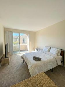 Marina del Rey Modern 1BA & 2BA - Pool - Spa - Fitness