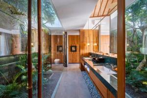 Alora Comfortable 1 BR Smart Pool Villa With Jacuzzi ZN429