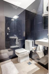 Elegant San Telmo Duplex Design, Space & Silence