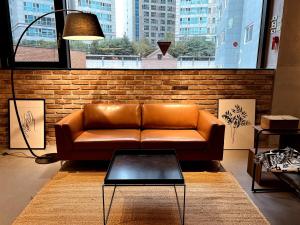 Boutique Stay FRGE 60sqm, 4pax, DDP, Local Markets