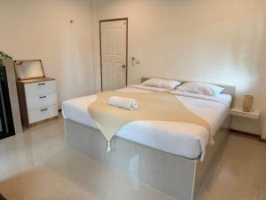 Spacious House in Srithanu