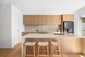 Beachside Hideaway on Anderson