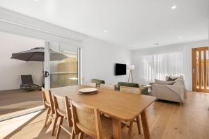 Beachside Hideaway on Anderson