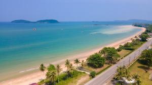 The Nouveau Chumphon Beach Resort And Golf