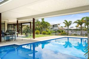 Harbourlights Hideaway Waterfront Family Retreat