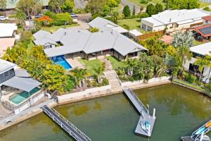 Harbourlights Hideaway Waterfront Family Retreat