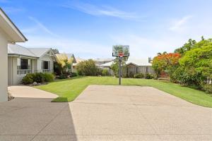 Harbourlights Hideaway Waterfront Family Retreat