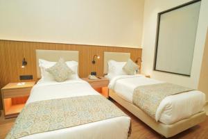 Hotel Aamodh