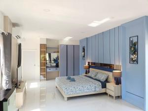 3BR Pool Villa Beach Access Patumnak Hill