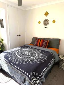 24 FREE Parking & Easy Perth Ferry Access