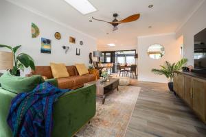 24 FREE Parking & Easy Perth Ferry Access