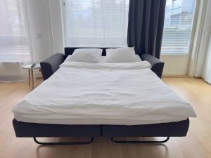 Modern Airport Apartment