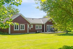 Bright Beach House Near Sea And Outdoor Living