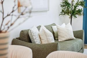 Sunset View 4BR at Mascot Close to CBD & Airport