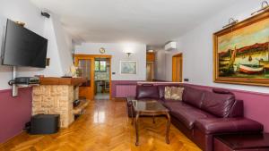 Holiday Home Villa Laura - Krk by Villas Guide