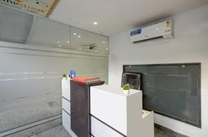 Qotel Comfort Ashok Vihar