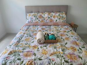 골드코스트 Quiet Spacious Room in a Shared Family Home in Yarrabilba 게스트하우스 객실