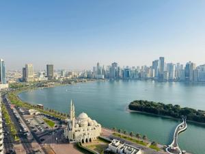 Sharjah 2-Bed Near Al Majaz Waterfront