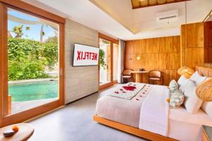 Charity Stunning Grand 1 BR Pool Villa With Jacuzzi ZN430