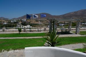 Mirsini Studios Paros Greece