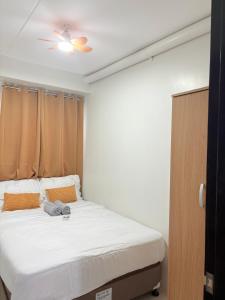 2BR Condo Near IT Park and Malls