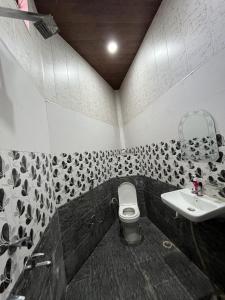 Magic Restaurant Hotel