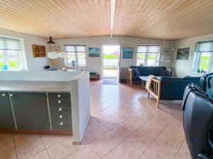 6 person holiday home in Harboøre-By Traum
