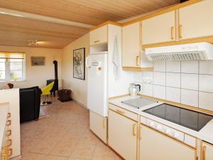 6 person holiday home in Harboøre-By Traum