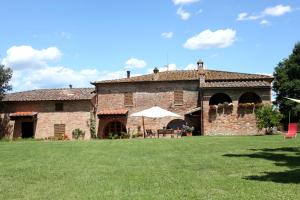 Pansion Tenuta La Santissima San Rocco a Pilli Itaalia