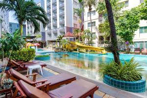 First Hua Hin - Hin Nam