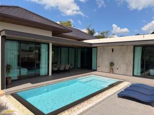 Villa Nadsuree Ao-Nang Modern House