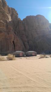 Panorama bubble camp