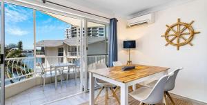 Peaceful River View Getaway