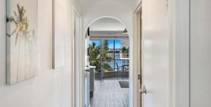 Peaceful River View Getaway