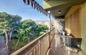 Gorgeous Apartment In Oropesa Del Mar With Wifi