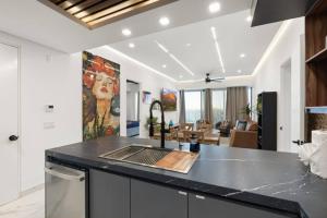 Encantmame Soleil 1BR lockoff sleeps 4