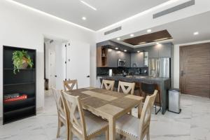 Encantmame Soleil 1BR lockoff sleeps 4