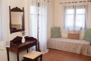 Oliva Cottage - Ideal for Families Close to Zakynthos Town