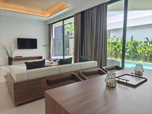 Aileen Layan Villa 3 Private Pool 4 Bedroom