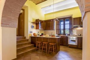 VILLA CUSANO 18, Emma Villas