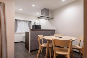 Marble TOKYO Base Tabata 201