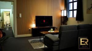 Stylish 2BR - Heart of Manchester - Free Parking