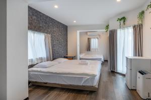 Marble TOKYO Base Tabata 301