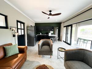 24 Degrees South Country Estate