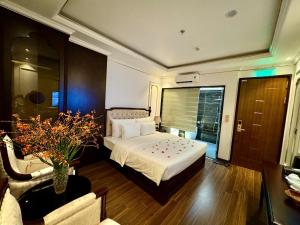 Royal Hotel Hà Nội