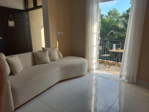 COZY Two BEDROOM APARTMENT- YAKKALA