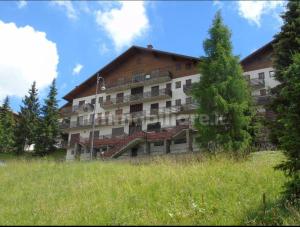 Luxury sulle piste da sci - box - 6 letti, Appartamento ristrutturato 2025 -